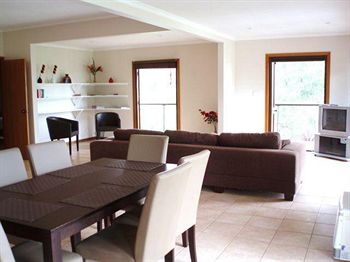 House Of Laurels - Accommodation Rockhampton 5