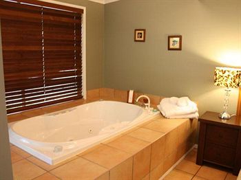 House Of Laurels - Accommodation Rockhampton 28