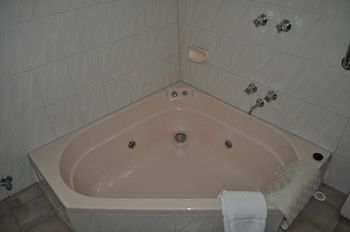 Nunawading Motor Inn - Accommodation Rockhampton 36