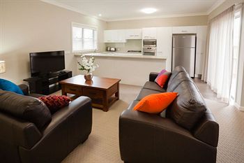 Everton Apartments - Accommodation Rockhampton 9