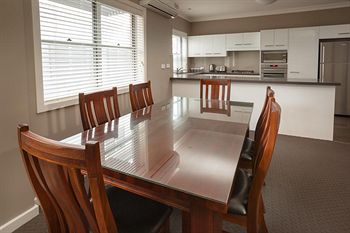 Everton Apartments - Accommodation Rockhampton 13