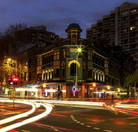 Hotel Harry an Ascend Hotel Collection Member - Accommodation Rockhampton