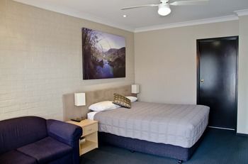 Baybrook Motor Inn & Apartments - Accommodation Rockhampton 4