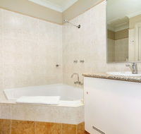 Edward Parry Motel amp Apartments - Accommodation Rockhampton