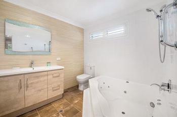 Forresters Beach Bed & Breakfast - Accommodation Rockhampton 2