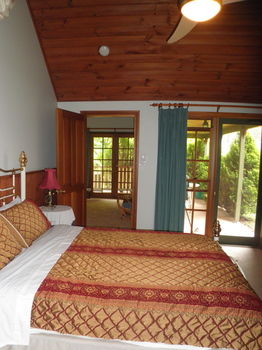 Woollamia Village Retreat - Accommodation Rockhampton 33