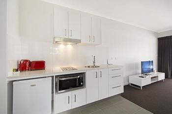 Cooroy Luxury Motel Apartments Noosa - Accommodation Rockhampton 15