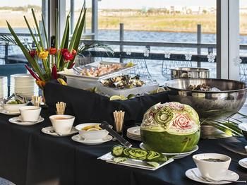 Best Western Plus Lake Kawana Hotel - Accommodation Rockhampton 1