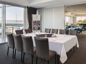 Best Western Plus Lake Kawana Hotel - Accommodation Rockhampton 3