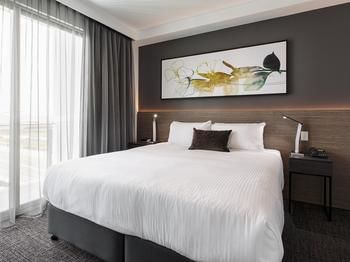 Best Western Plus Lake Kawana Hotel - Accommodation Rockhampton 17