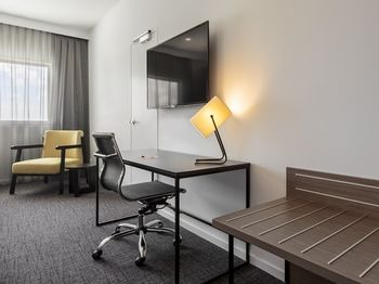 Best Western Plus Lake Kawana Hotel - Accommodation Rockhampton 40