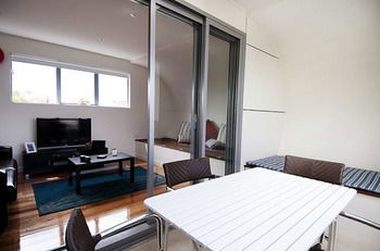 Position Perfect - Accommodation Rockhampton 5