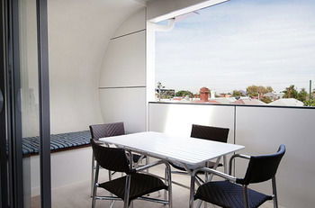Position Perfect - Accommodation Rockhampton 6