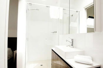 Position Perfect - Accommodation Rockhampton 7