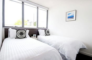 Position Perfect - Accommodation Rockhampton 18