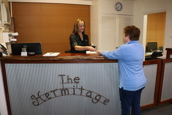 The Hermitage Motel - Accommodation Rockhampton 12