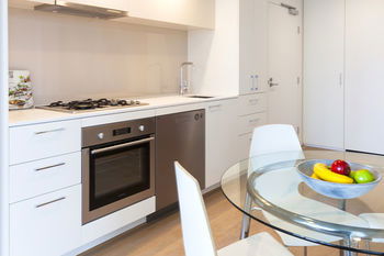 AKOM Melbourne - Accommodation Rockhampton 4