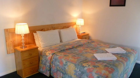 BEST WESTERN Sundown Motel Resort - Accommodation Rockhampton 0