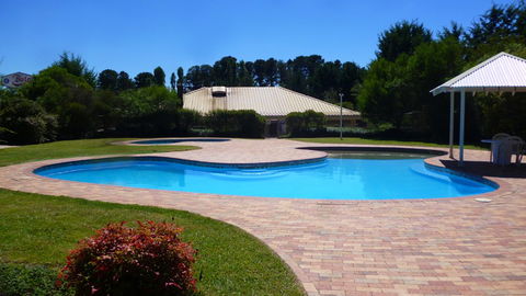 BEST WESTERN Sundown Motel Resort - Accommodation Rockhampton 1