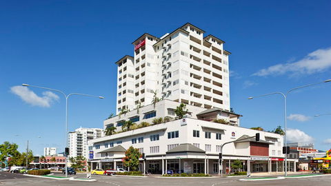 BEST WESTERN PLUS Cairns Central Apartments - Accommodation Rockhampton 3