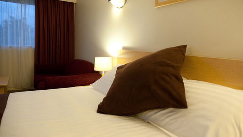 BEST WESTERN Balmoral Motor Inn - Accommodation Rockhampton 1