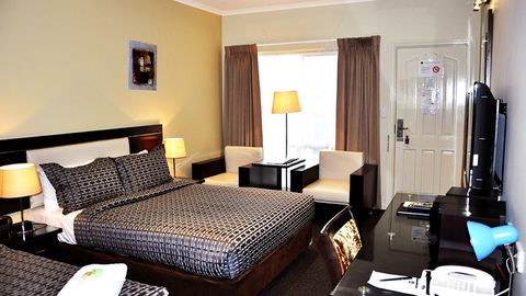 BEST WESTERN Airport Motel And Convention Centre - Accommodation Rockhampton 3