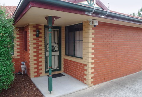 BEST WESTERN Fawkner Airport Motor Inn And Serviced Apartments - Accommodation Rockhampton 0