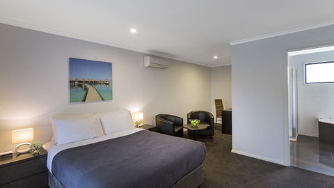 BEST WESTERN Colonial Village Motel - Accommodation Rockhampton 3