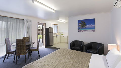 BEST WESTERN Colonial Village Motel - Accommodation Rockhampton 4