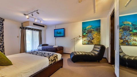 BEST WESTERN Sea Breeze Resort - Accommodation Rockhampton 1