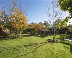 Racecourse Inn - The - Accommodation Rockhampton 2