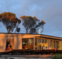Sawyers Bay Shacks - Accommodation Rockhampton