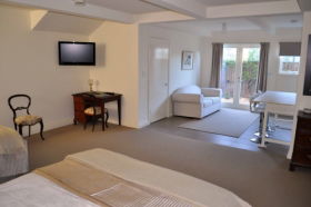 Belton House - Accommodation Rockhampton 3
