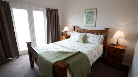 Strath Valley View Bed And Breakfast - Accommodation Rockhampton 0