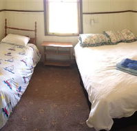 Twin Palms Cottage - Accommodation Rockhampton