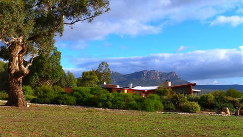 Meringa Springs - Accommodation Rockhampton 0