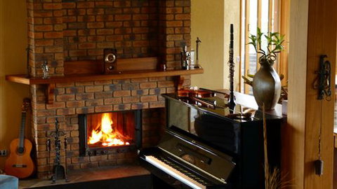 Meringa Springs - Accommodation Rockhampton 1