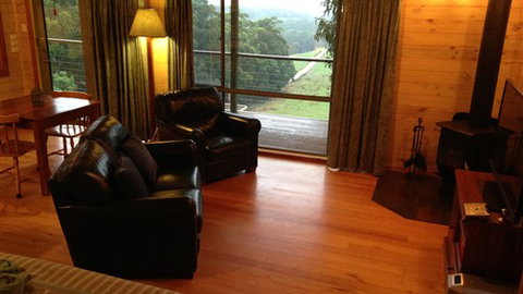 Southern Anchorage Retreat - Accommodation Rockhampton 2