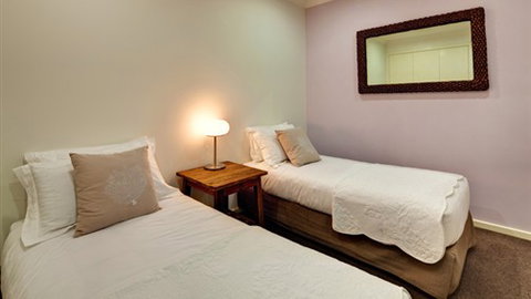 Toscano, Milano & Veneto On Olive - Accommodation Rockhampton 0