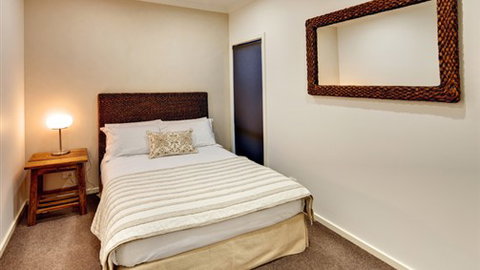 Toscano, Milano & Veneto On Olive - Accommodation Rockhampton 3