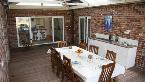 Cabarita Lodge - Accommodation Rockhampton 1