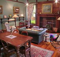 Buxton Manor - Musica Viva Apartment - Accommodation Rockhampton