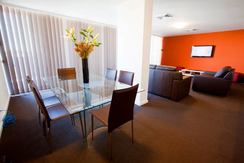B7 Honeysuckle Apartments - Accommodation Rockhampton 7