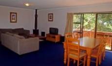 Bucks Point House - Accommodation Rockhampton 2