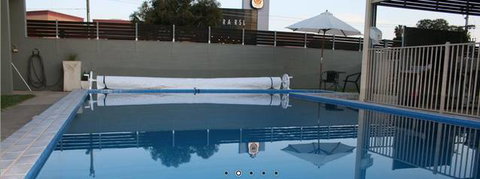 Central Motel - Accommodation Rockhampton 2