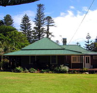 Cobbys of Crystal Pool Holiday Heritage Cottage - Accommodation Rockhampton