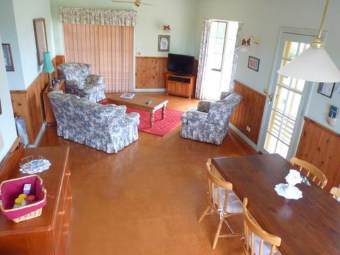 Glenbar Cottage - Accommodation Rockhampton 1