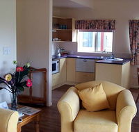 Poinciana Cottages - Accommodation Rockhampton