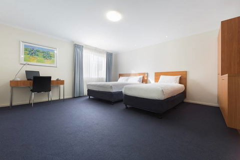 Premier Hotel & Apartments - Accommodation Rockhampton 8