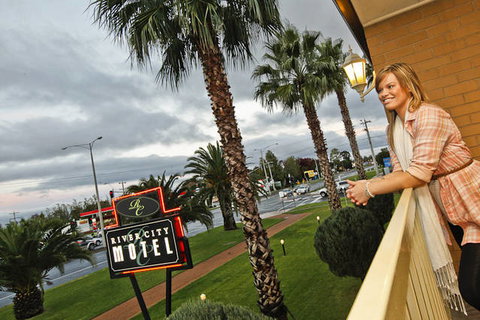 River City Motel - Accommodation Rockhampton 1